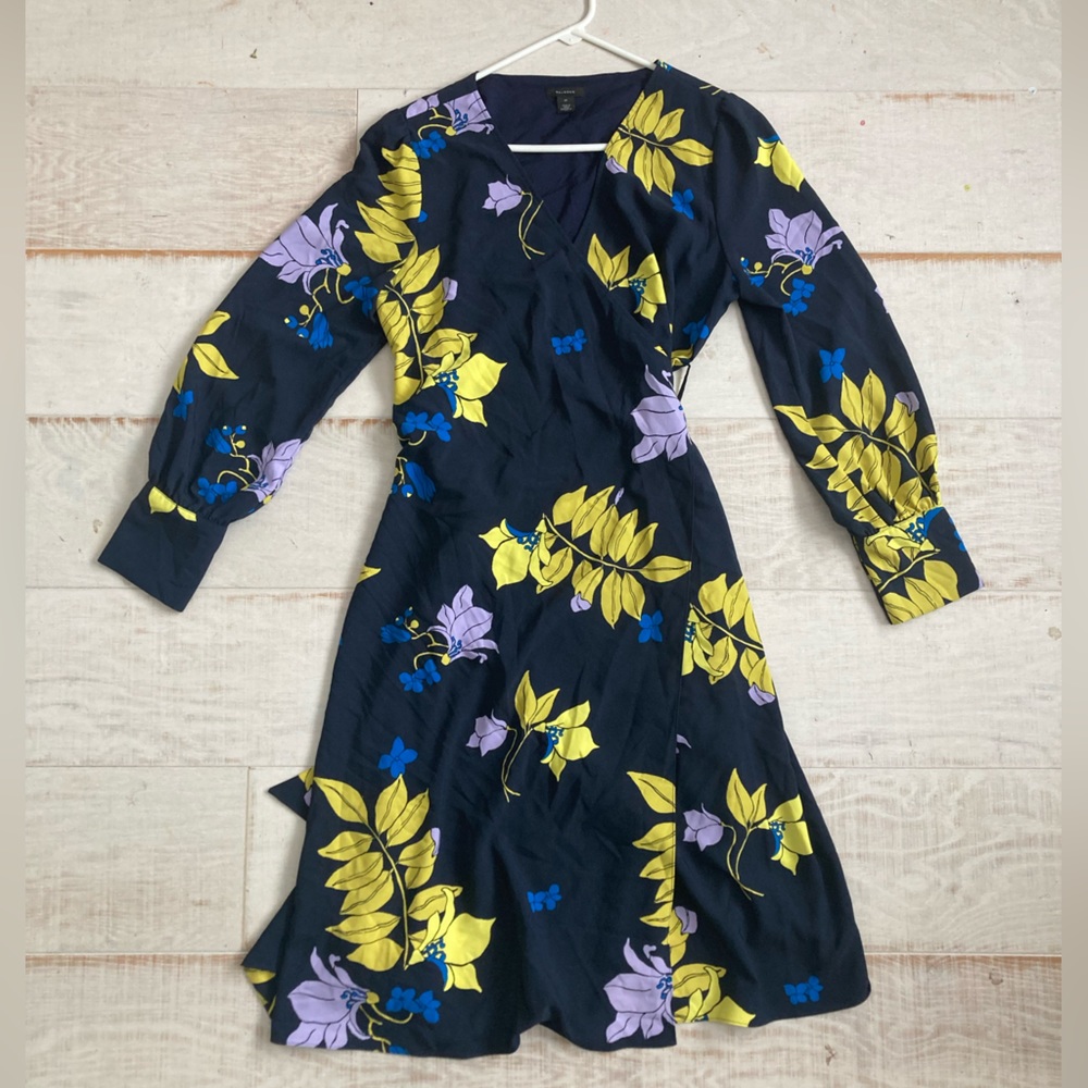 HOLAGEN | Blue Floral Print Wrap Midi Dress | Size M